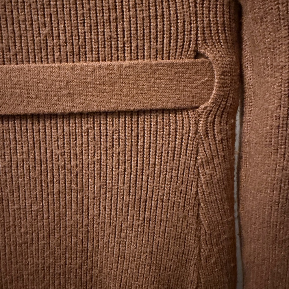 Abercrombie & Fitch Brown Long Sleeve Wrap Dress! Size small-H - Picture 9 of 10